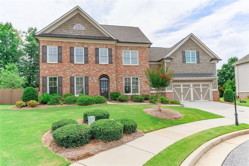 4 bedroom, 4 bathroom, 2,900 sq ft single family residence sold at 1842 HEIRLOOM Court, Marietta, GA 30066