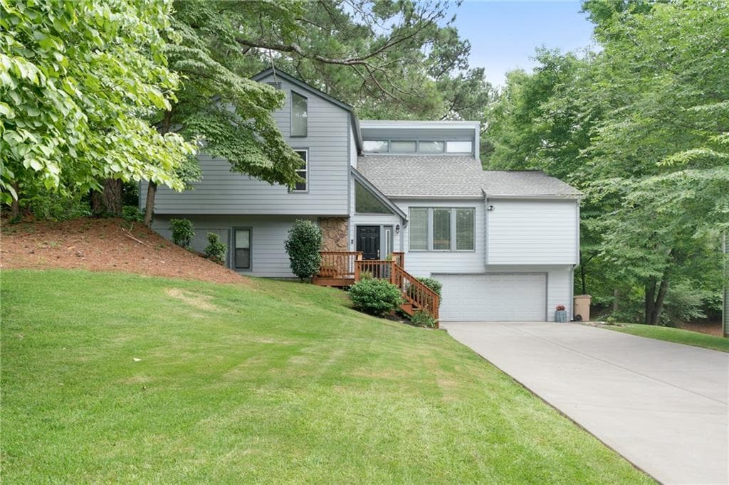 4 bedroom, 3 bathroom, 2,100 sq ft single family residence sold at 2175 Wenlok Trail, Marietta, GA 30066