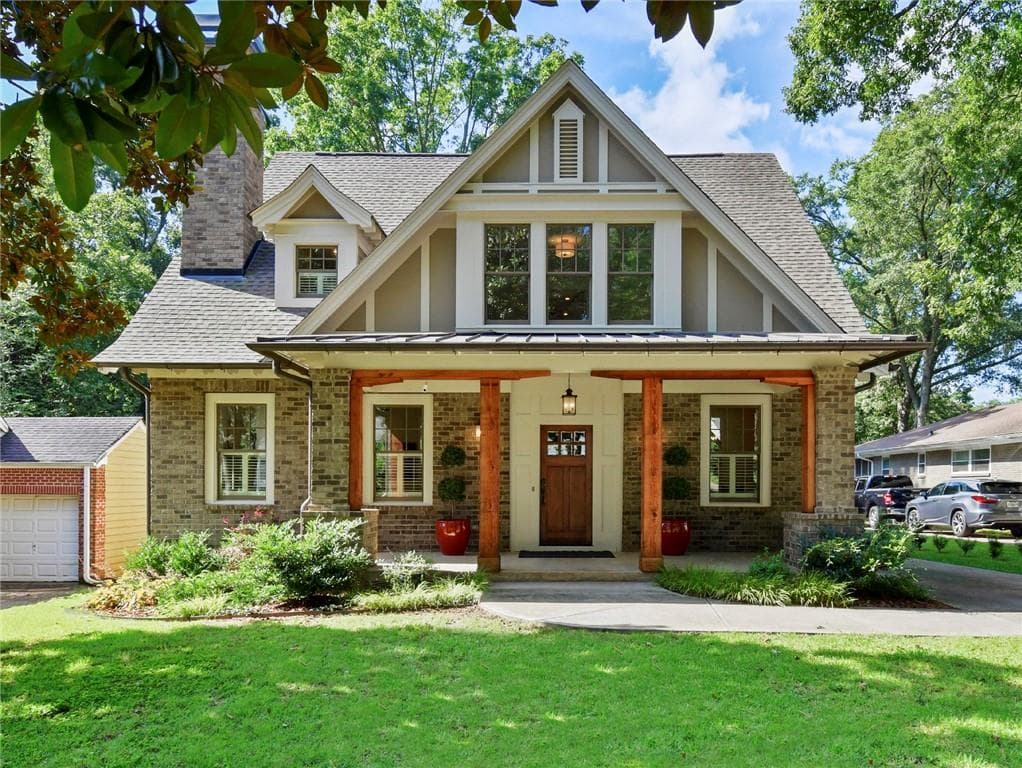 4 bedroom, 3 bathroom, 2,850 sq ft single family residence sold at 2647 Arbor Avenue, Atlanta, GA 30317