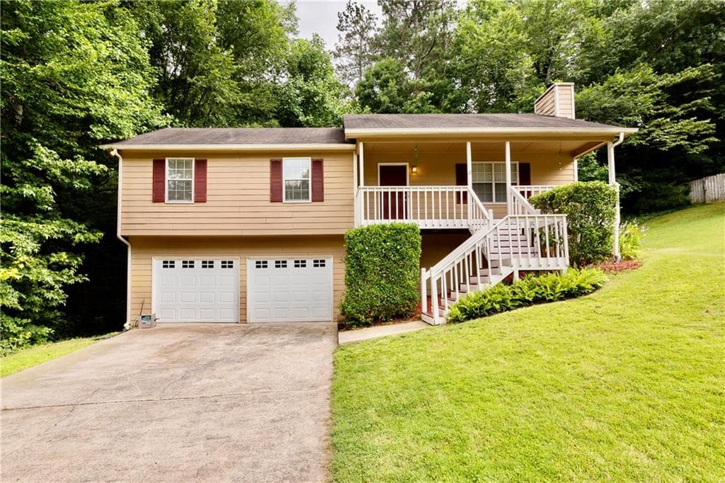 4 bedroom, 2 bathroom, 1,952 sq ft single family residence sold at 100 Brookside Drive, Dallas, GA 30132