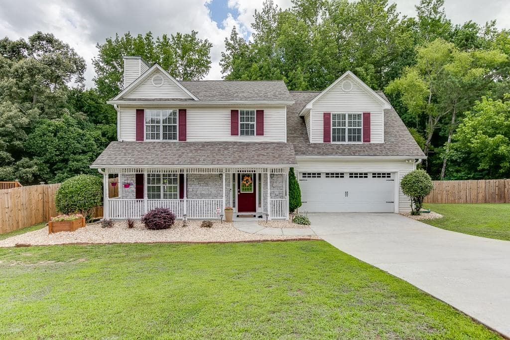 4 bedroom, 3 bathroom, 1,735 sq ft single family residence sold at 4364 Grey Park Drive, Buford, GA 30519