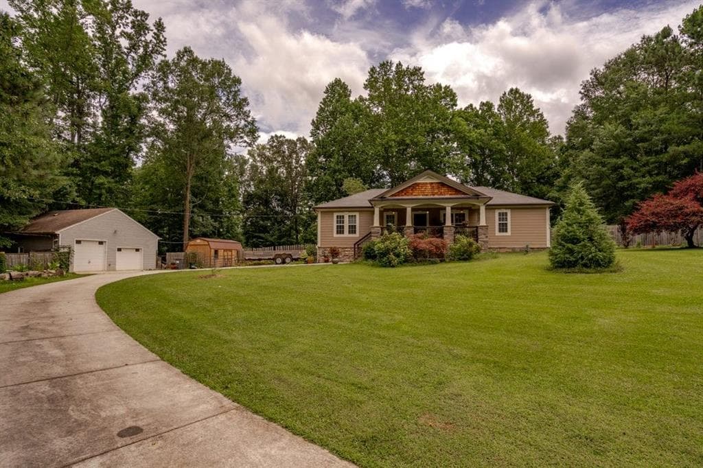3 bedroom, 3 bathroom, 2,137 sq ft single family residence sold at 567 Clyde Cole Road, Dallas, GA 30157