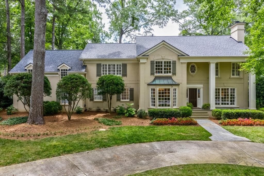 6 bedroom, 6 bathroom, 4,624 sq ft single family residence sold at 3436 Valley Road, Atlanta, GA 30305