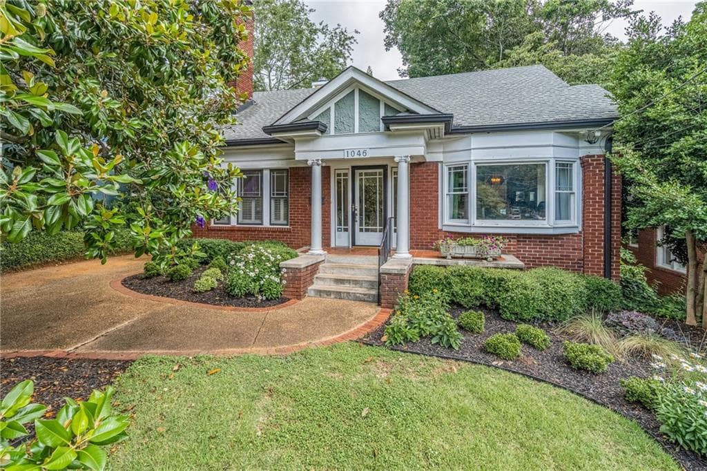 4 bedroom, 2 bathroom, 2,324 sq ft single family residence sold at 1046 Amsterdam Avenue, Atlanta, GA 30306