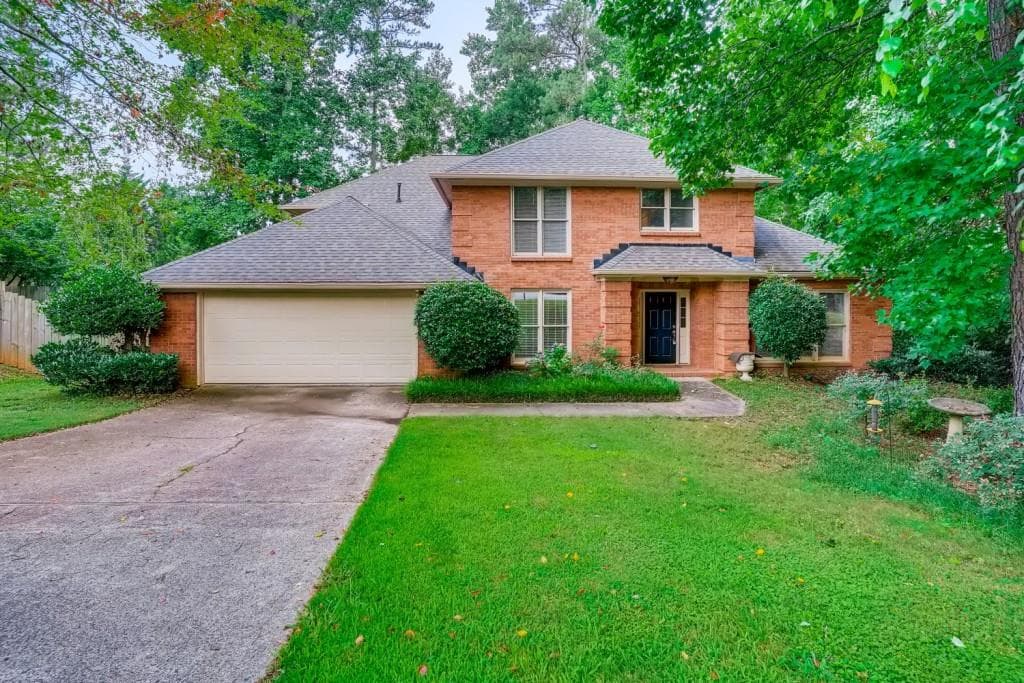 4 bedroom, 3 bathroom, 3,392 sq ft single family residence sold at 1947 Hunters Bend Court, Marietta, GA 30062