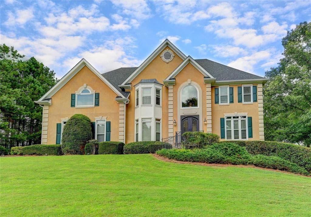 5 bedroom, 4 bathroom, 3,422 sq ft single family residence sold at 615 CROYDON Lane, Alpharetta, GA 30022