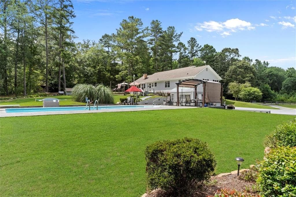 4 bedroom, 3 bathroom, 2,300 sq ft single family residence sold at 120 DONNA Drive, Douglasville, GA 30134