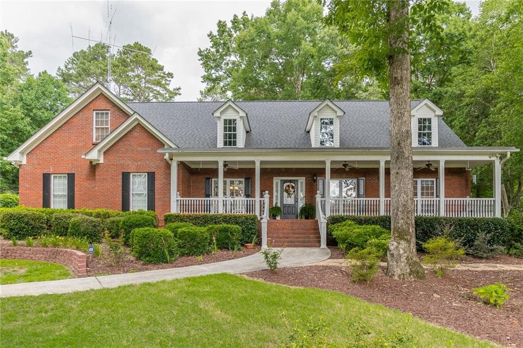 4 bedroom, 4 bathroom, 3,078 sq ft single family residence sold at 1355 Old Loganville Road, Loganville, GA 30052