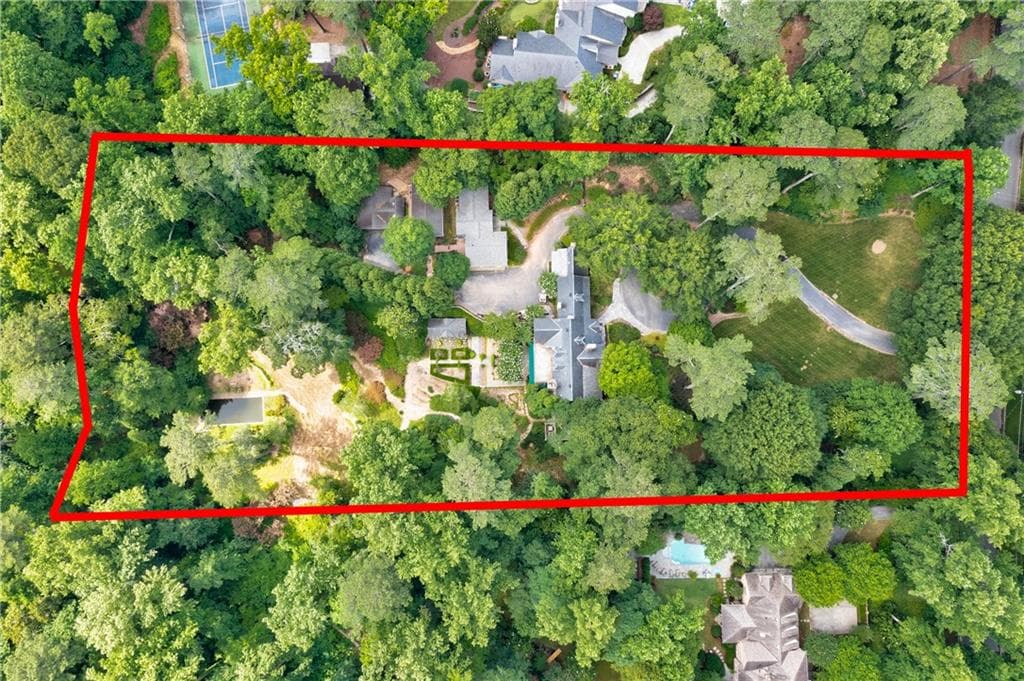 5 bedroom, 7 bathroom, 7,728 sq ft single family residence sold at 3541 Tuxedo Road, Atlanta, GA 30305