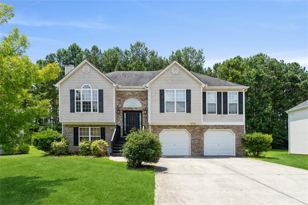 4 bedroom, 3 bathroom, 2,538 sq ft single family residence sold at 3985 EVENING SHADE Drive, Douglasville, GA 30134