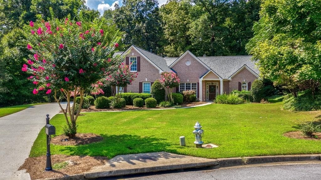 500 Firelite Lane, Suwanee, GA 30024 — most recent listing photo
