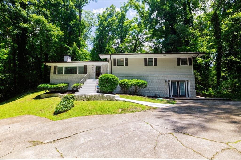 4 bedroom, 4 bathroom, 2,630 sq ft single family residence sold at 503 COLLIER RIDGE Drive, Atlanta, GA 30318