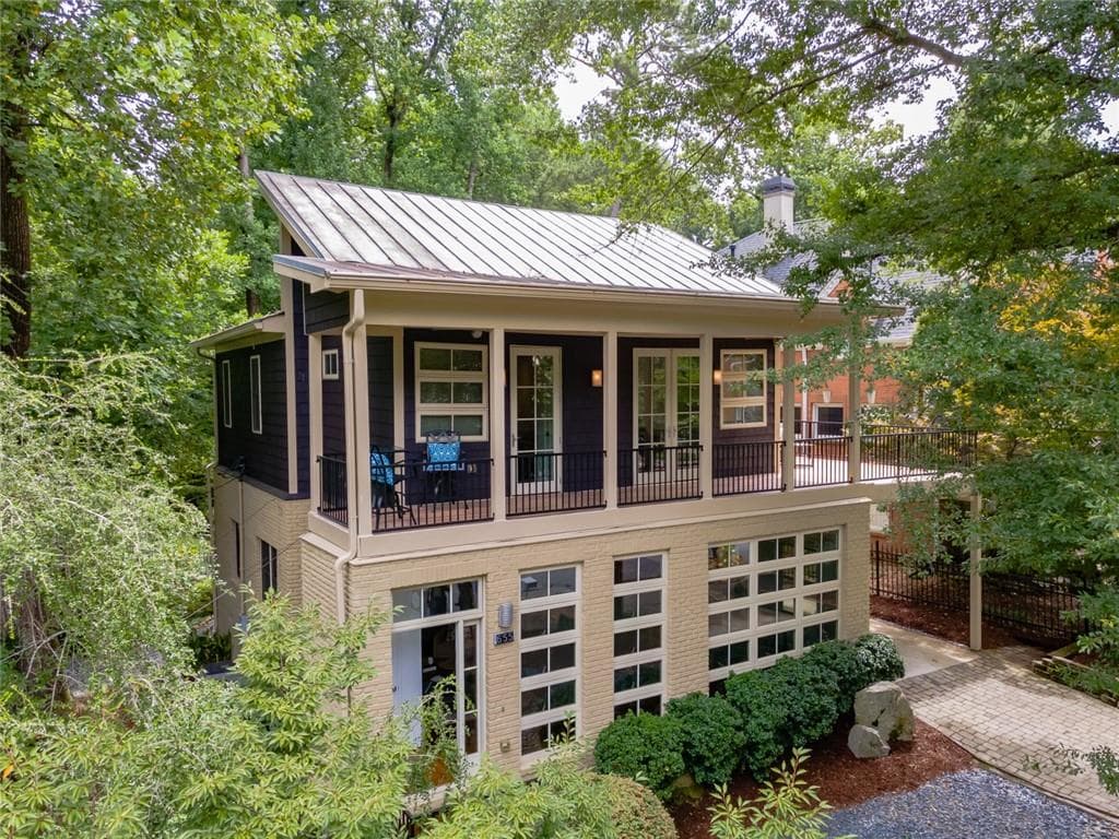 4 bedroom, 3 bathroom, 2,346 sq ft single family residence sold at 655 Courtenay Drive, Atlanta, GA 30306