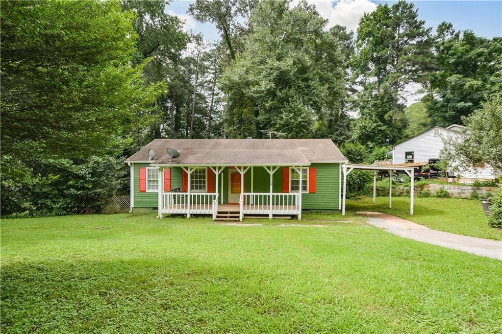 2 bedroom, 1 bathroom, 960 sq ft single family residence sold at 946 Barnes Mill Road, Marietta, GA 30062
