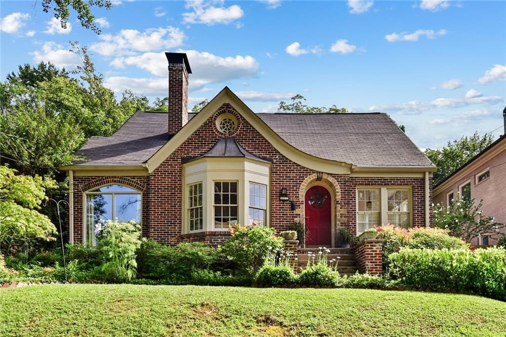 4 bedroom, 3 bathroom, 2,894 sq ft single family residence sold at 1277 N Morningside Drive, Atlanta, GA 30306