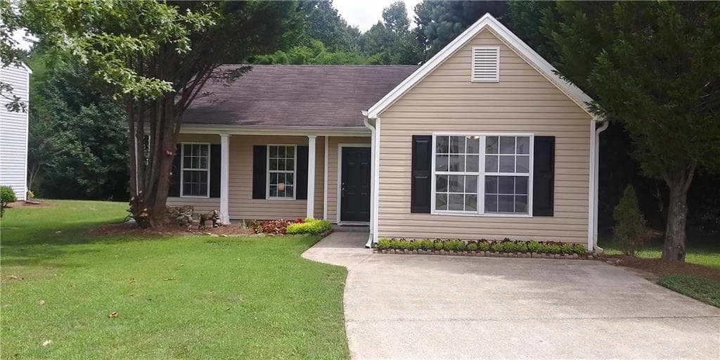 3 bedroom, 2 bathroom, 1,255 sq ft single family residence sold at 2268 Catalina Drive, Gainesville, GA 30504