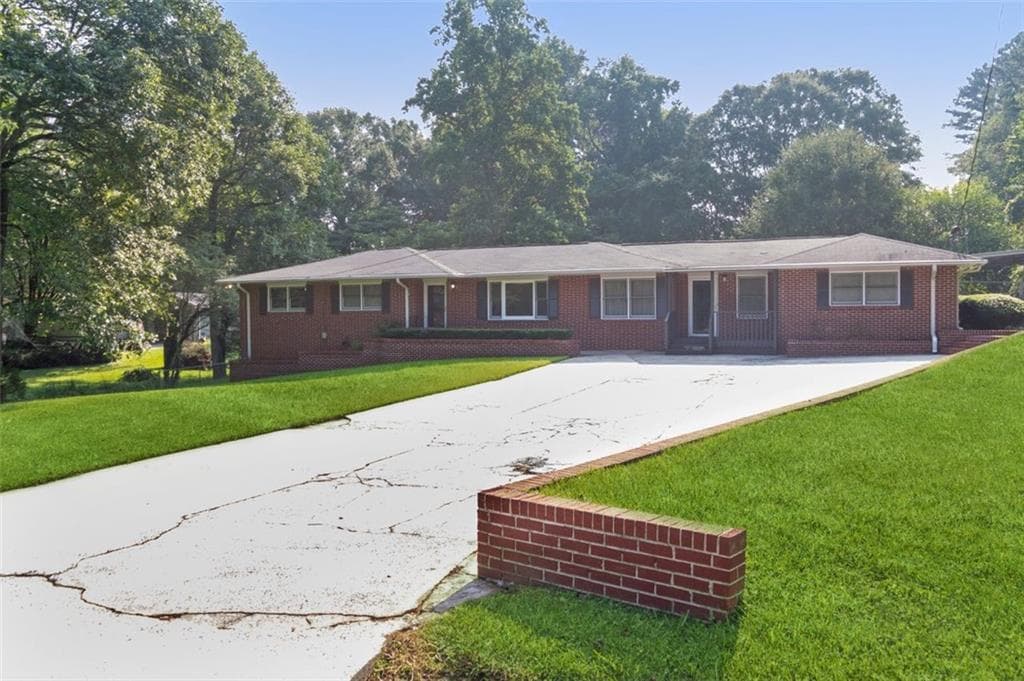 4 bedroom, 4 bathroom, 4,529 sq ft single family residence sold at 2298 Fox Drive, Marietta, GA 30066