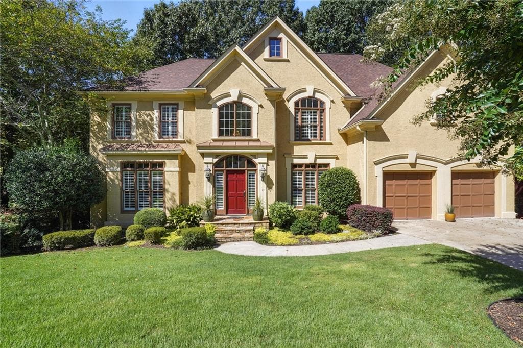 6 bedroom, 5 bathroom, 4,806 sq ft single family residence sold at 3000 Leeds Garden Lane, Alpharetta, GA 30022
