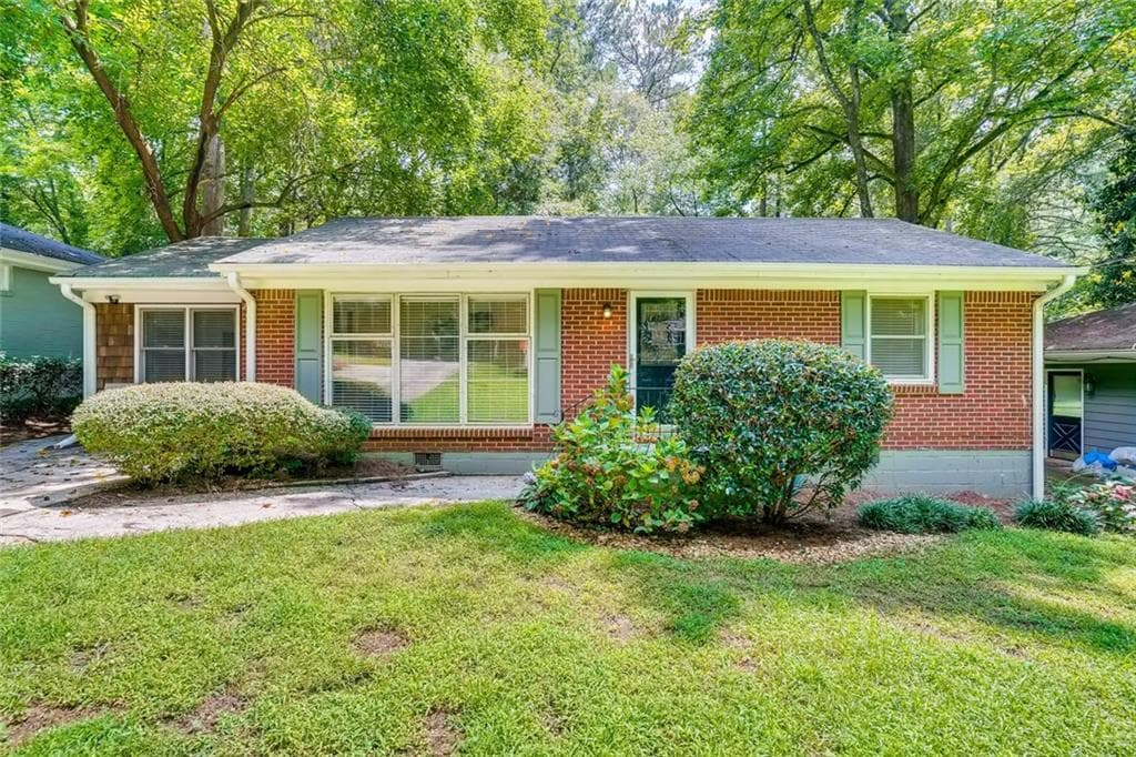 3 bedroom, 2 bathroom, 1,512 sq ft single family residence sold at 2933 Westbury Drive, Decatur, GA 30033