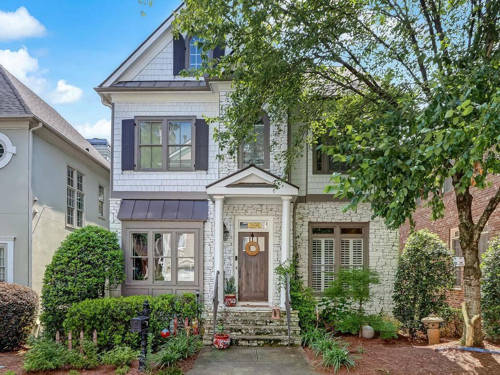 2694 Lenox Road 2, Atlanta, GA 30324 — most recent listing photo
