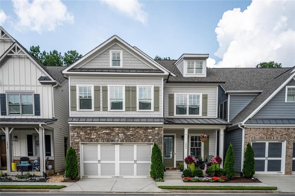 5 bedroom, 4 bathroom, 3,240 sq ft single family residence sold at 1983 Westside Boulevard, Atlanta, GA 30318