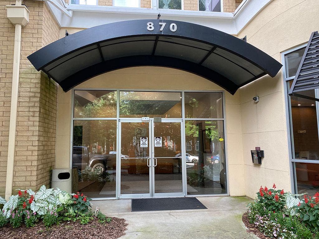 1 bedroom, 1 bathroom, 810 sq ft condominium sold at 870 Inman Village Parkway 520, Atlanta, GA 30307