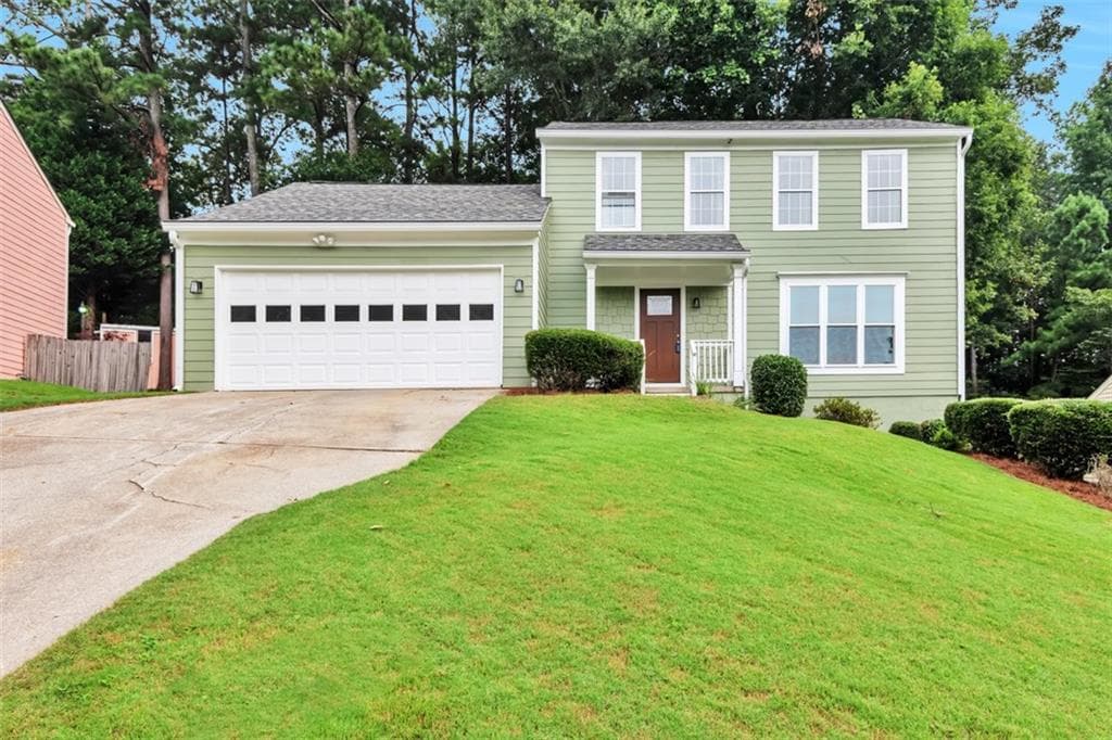 3 bedroom, 3 bathroom single family residence sold at 574 Seneca Drive, Lawrenceville, GA 30044