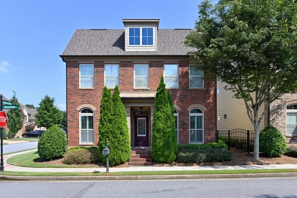 496 Raven Brook Lane, Suwanee, GA 30024 — most recent listing photo