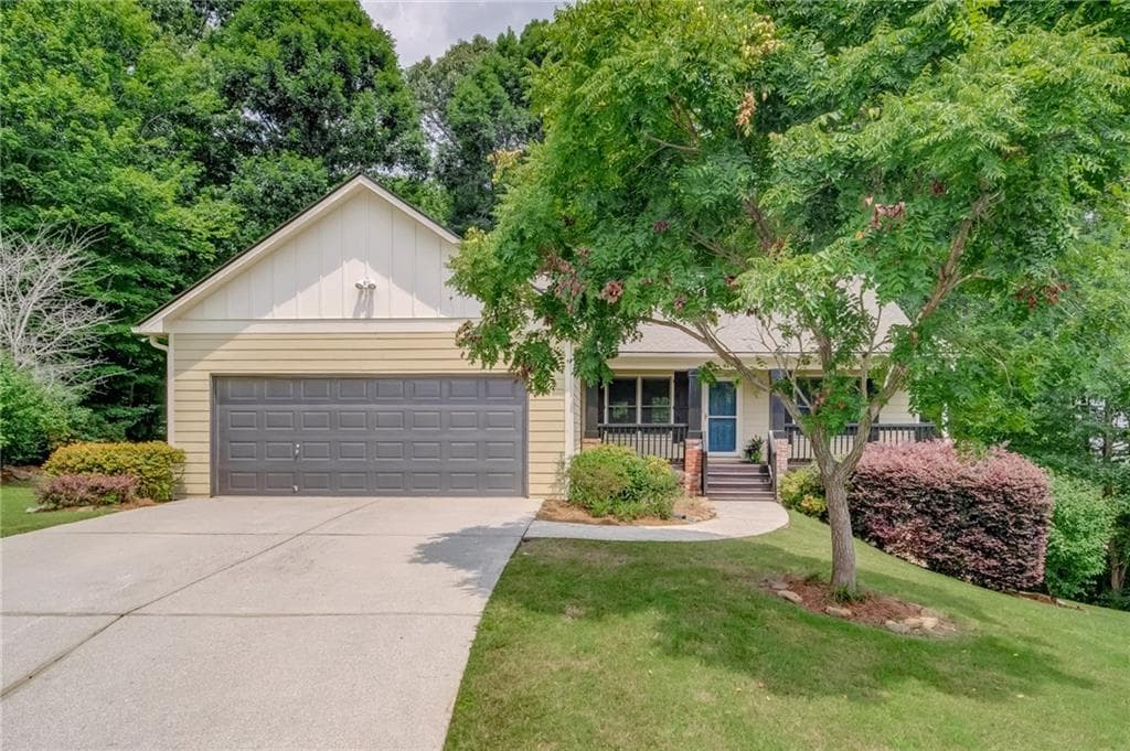 5 bedroom, 3 bathroom, 3,000 sq ft single family residence sold at 273 Sugar Birch Way, Dallas, GA 30132