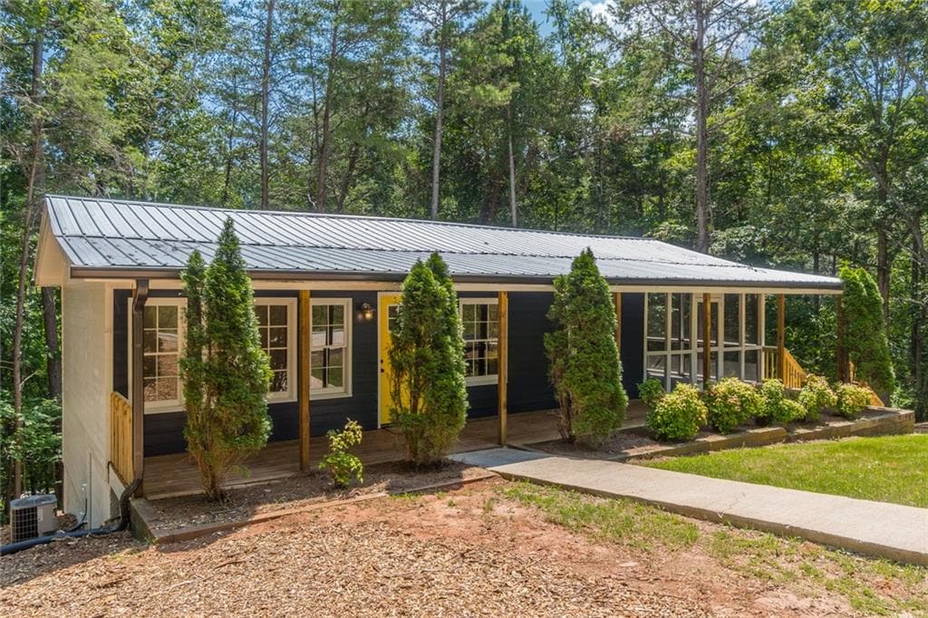 3 bedroom, 2 bathroom single family residence sold at 6655 Old Still Path, Gainesville, GA 30506