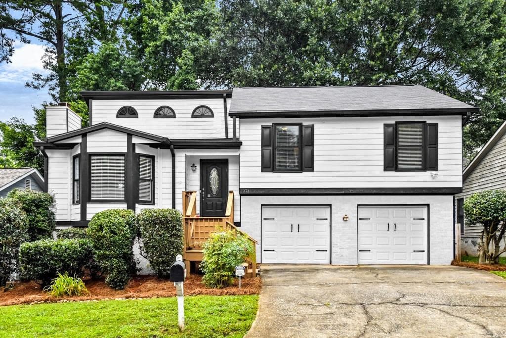 1074 Capital Club Circle, Brookhaven, GA 30319 — most recent listing photo