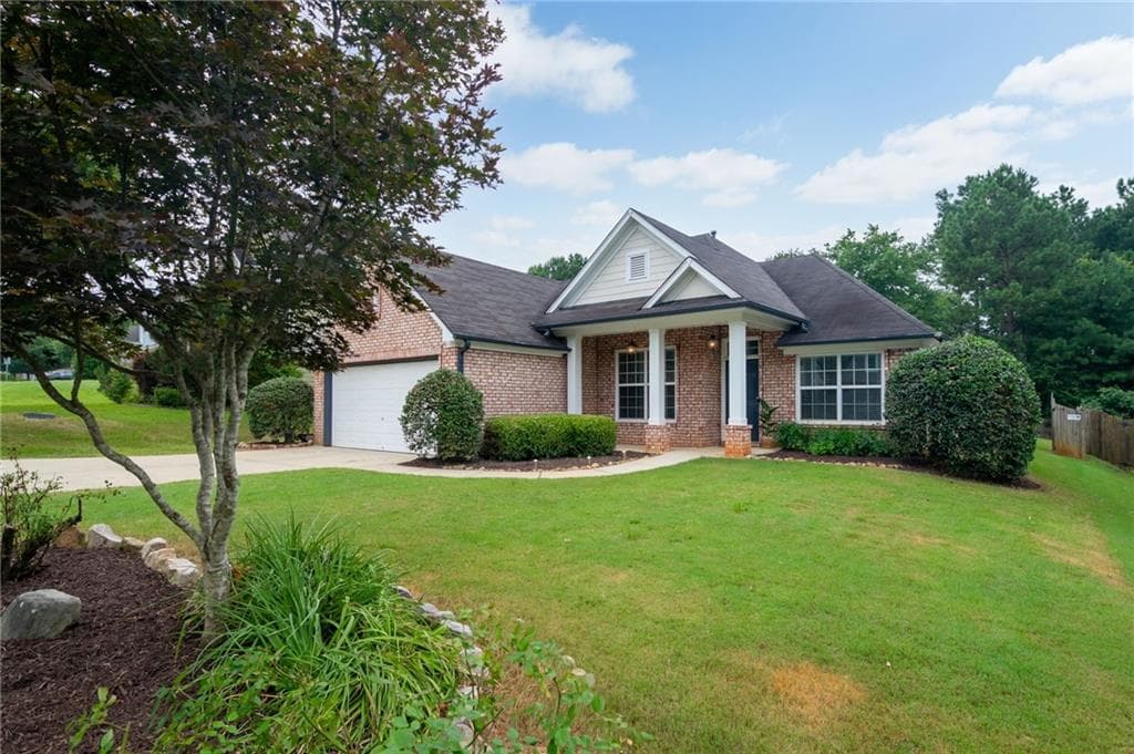 3 bedroom, 2 bathroom, 1,950 sq ft single family residence sold at 61 LONGWOOD Crossing, Dallas, GA 30132