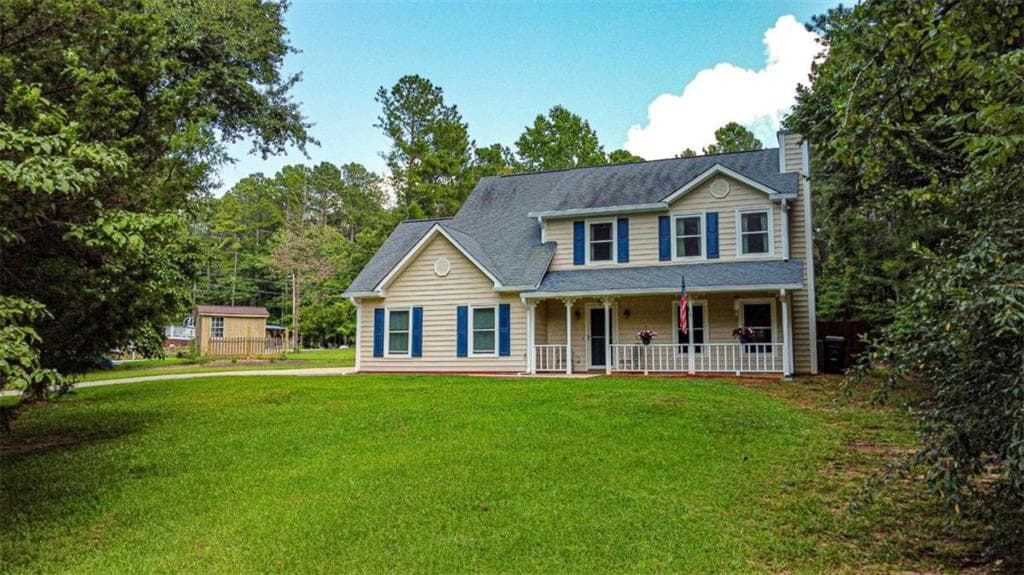 3 bedroom, 3 bathroom single family residence sold at 40 Ashley Creek Drive, Newnan, GA 30263