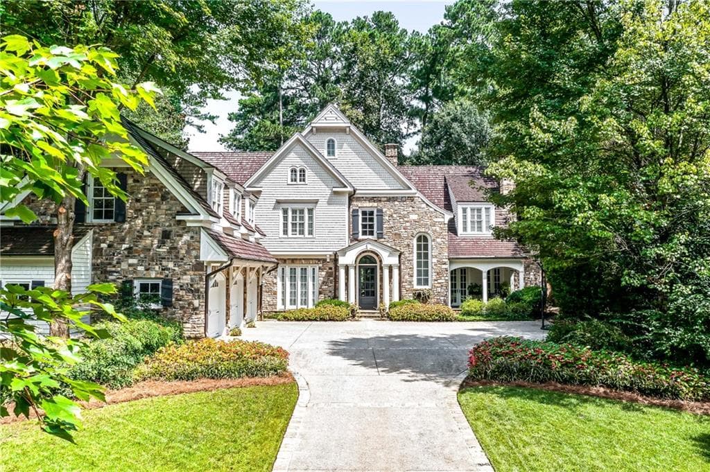 6 bedroom, 8 bathroom, 6,848 sq ft single family residence sold at 4564 Club Drive, Atlanta, GA 30319