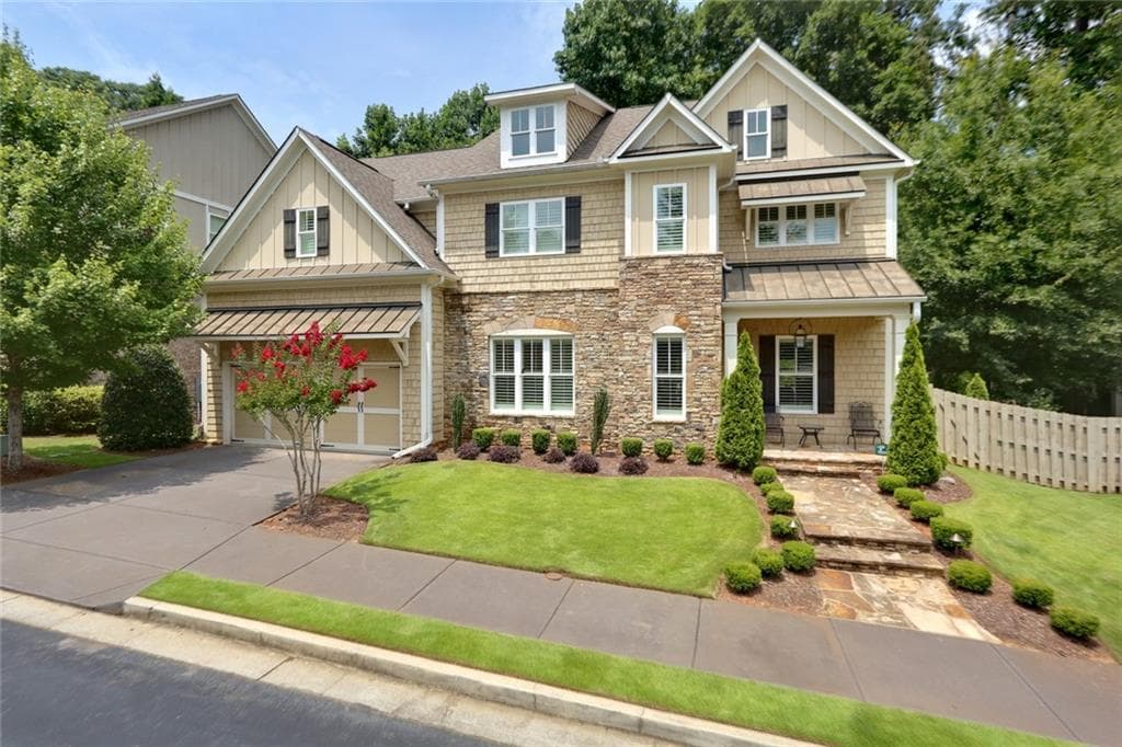 5 bedroom, 5 bathroom single family residence sold at 330 Valley Brook Way, Atlanta, GA 30342