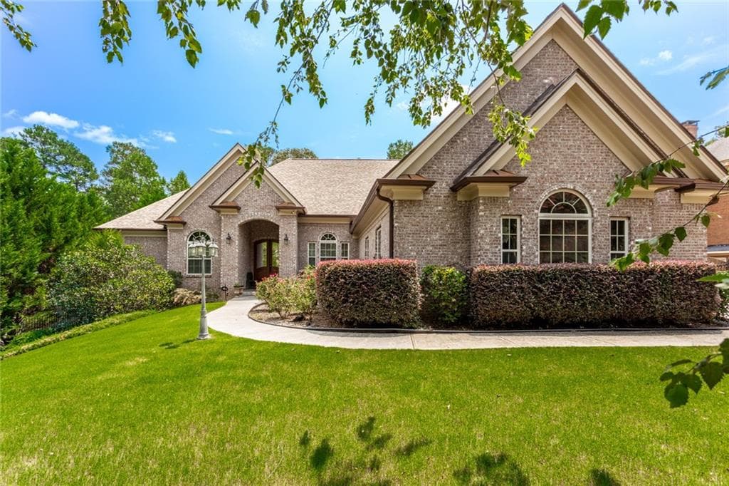 6 bedroom, 7 bathroom, 5,890 sq ft single family residence sold at 3635 Windlake Drive, Snellville, GA 30039