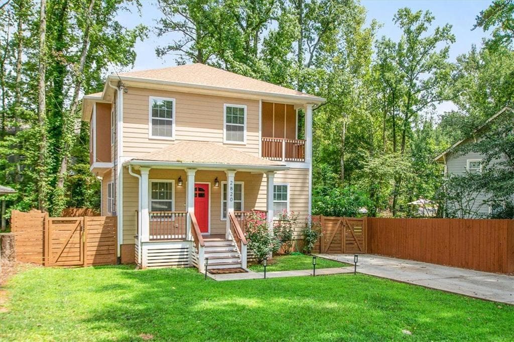 3 bedroom, 3 bathroom, 1,915 sq ft single family residence sold at 2820 WHITE OAK Drive, Decatur, GA 30032