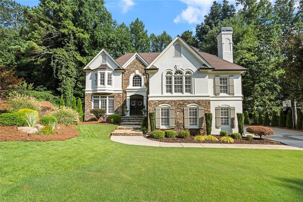 5 bedroom, 5 bathroom, 4,168 sq ft single family residence sold at 660 Americas Cup Cove, Alpharetta, GA 30005
