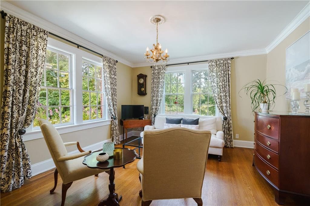 1 bedroom, 1 bathroom, 729 sq ft condominium sold at 824 Greenwood Avenue 12, Atlanta, GA 30306