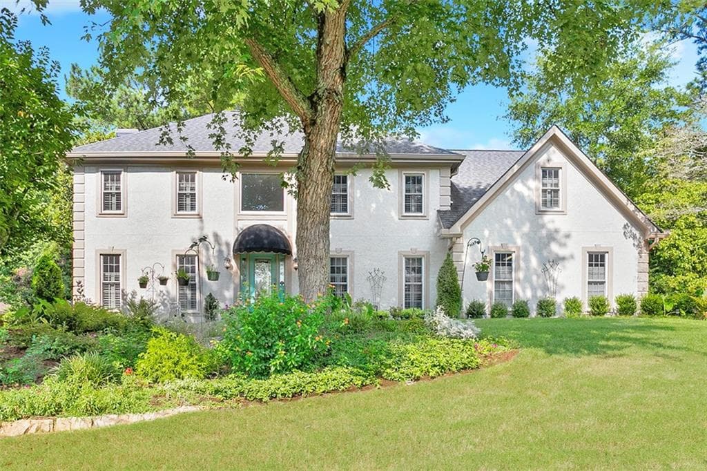 5 bedroom, 5 bathroom, 2,734 sq ft single family residence sold at 215 Gatsby Place, Alpharetta, GA 30022