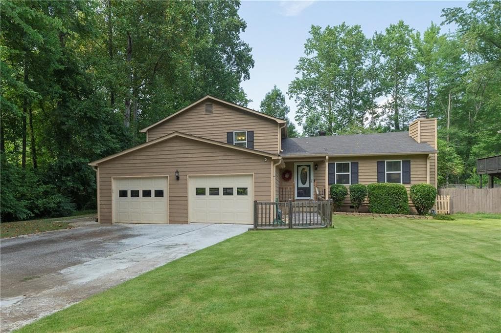 3 bedroom, 3 bathroom, 1,928 sq ft single family residence sold at 1970 Branch View Drive, Marietta, GA 30062