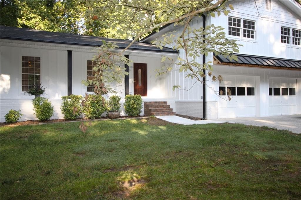 4 bedroom, 3 bathroom, 1,753 sq ft single family residence sold at 110 John Christopher Drive, Alpharetta, GA 30009