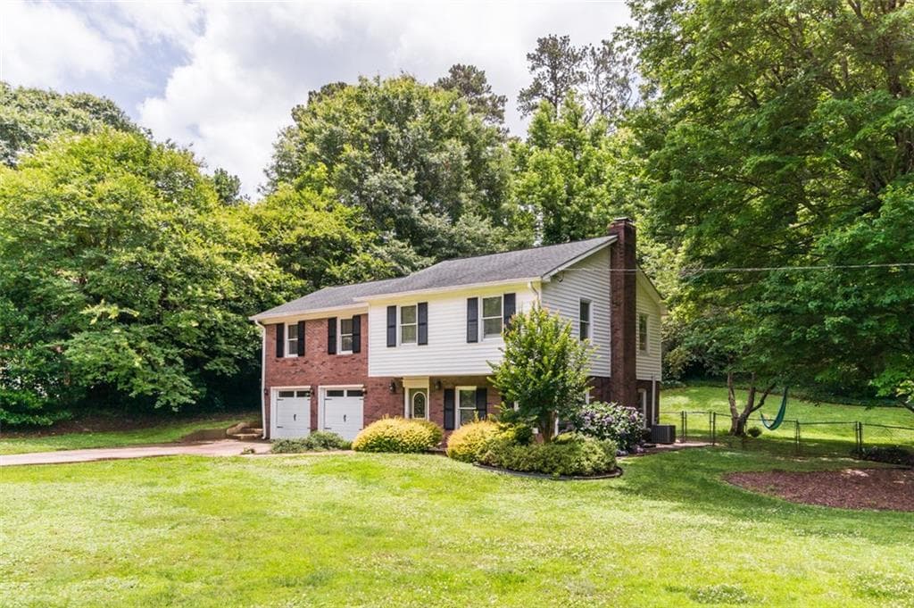240 CORINTH Court, Roswell, GA 30075 — most recent listing photo