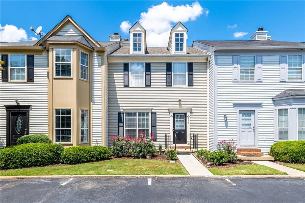 2 bedroom, 3 bathroom, 1,504 sq ft townhouse sold at 3009 Morningside Park Court, Alpharetta, GA 30022