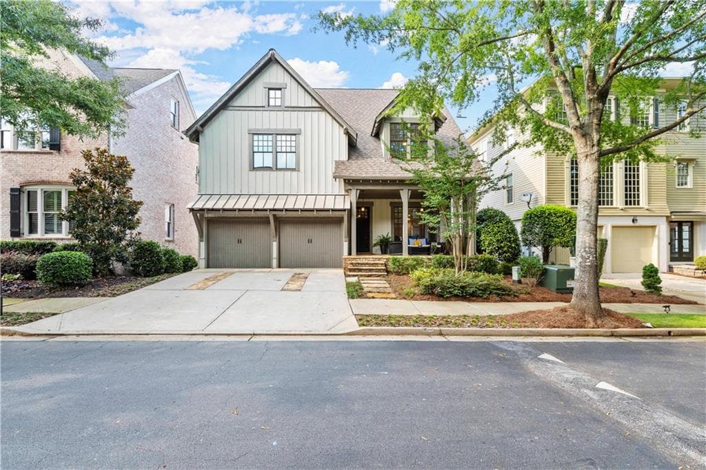 5 bedroom, 5 bathroom, 4,400 sq ft single family residence sold at 565 Willow Oak Way, Roswell, GA 30076
