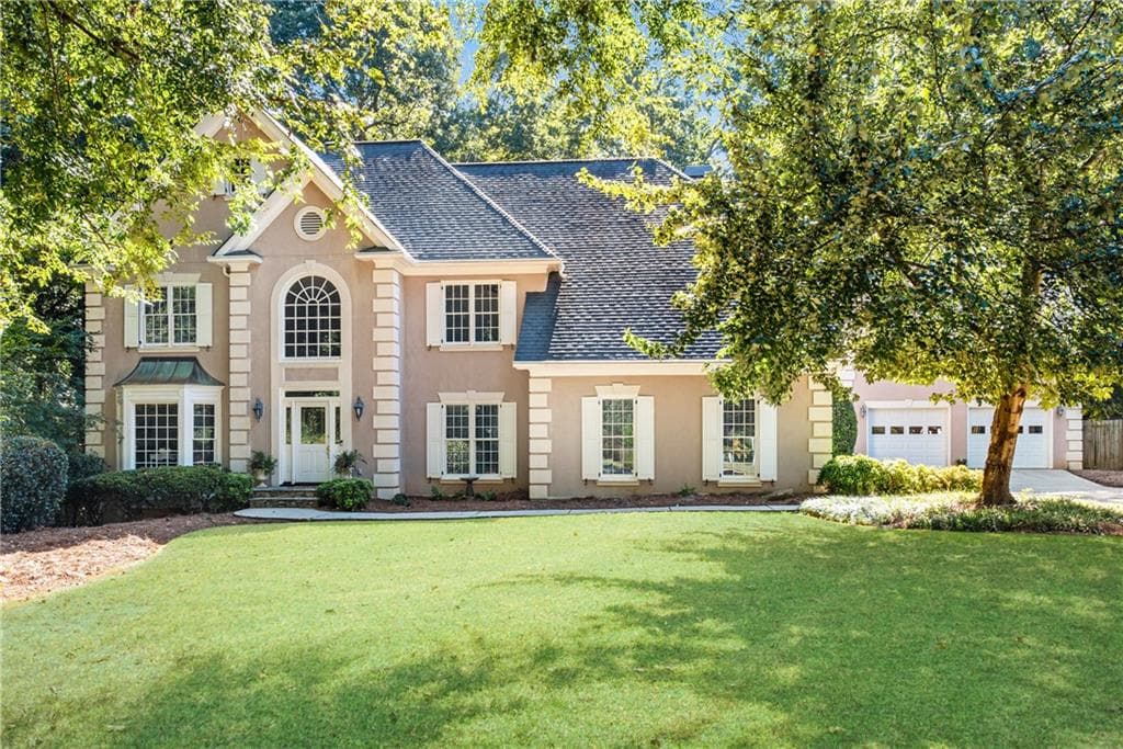 5 bedroom, 6 bathroom, 6,864 sq ft single family residence sold at 515 Kensington Farms Drive, Alpharetta, GA 30004