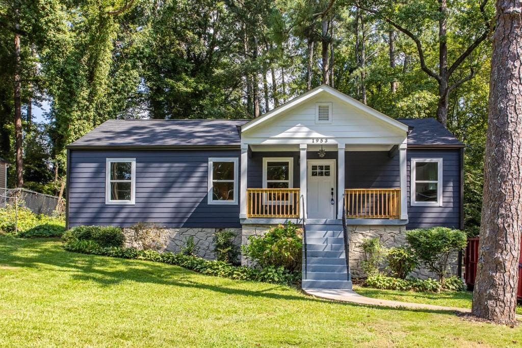 3 bedroom, 2 bathroom, 1,443 sq ft single family residence sold at 1953 Beecher Road, Atlanta, GA 30310