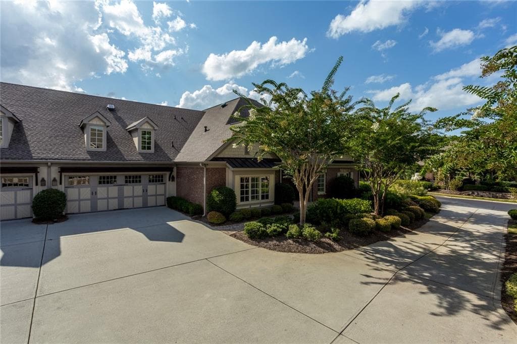 3 bedroom, 4 bathroom, 2,864 sq ft condominium sold at 2434 Ballantrae Circle K11, Cumming, GA 30041