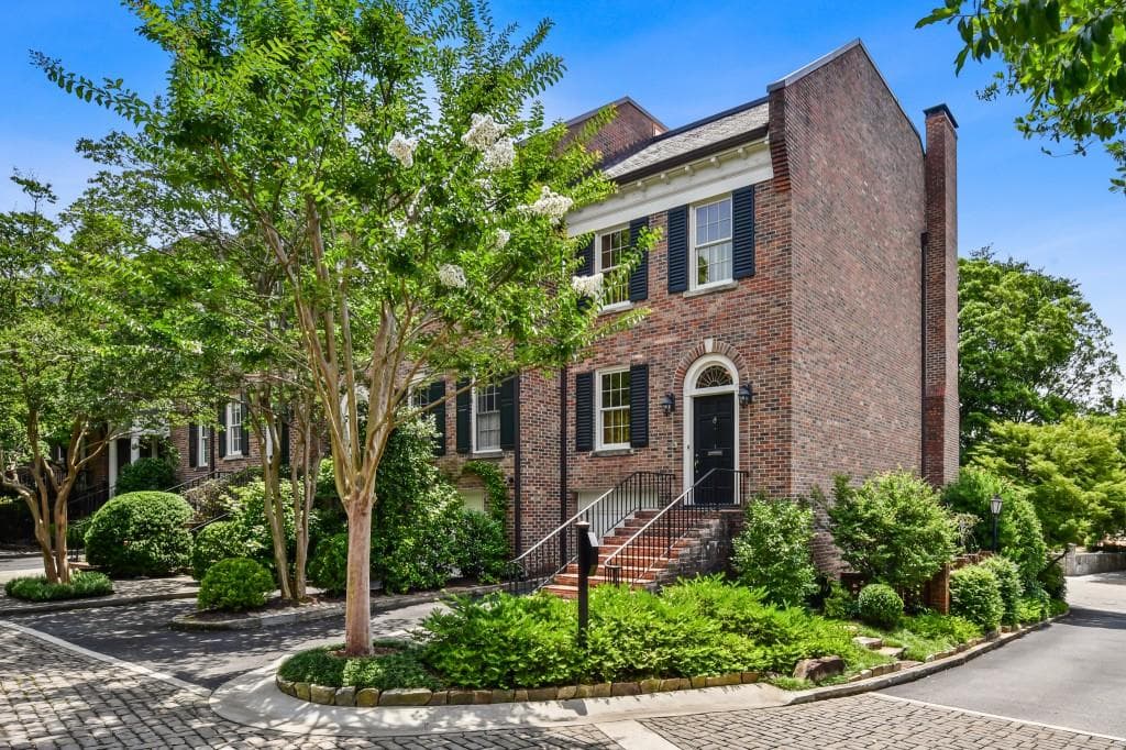 2 bedroom, 4 bathroom condominium sold at 238 15th Street 1, Atlanta, GA 30309