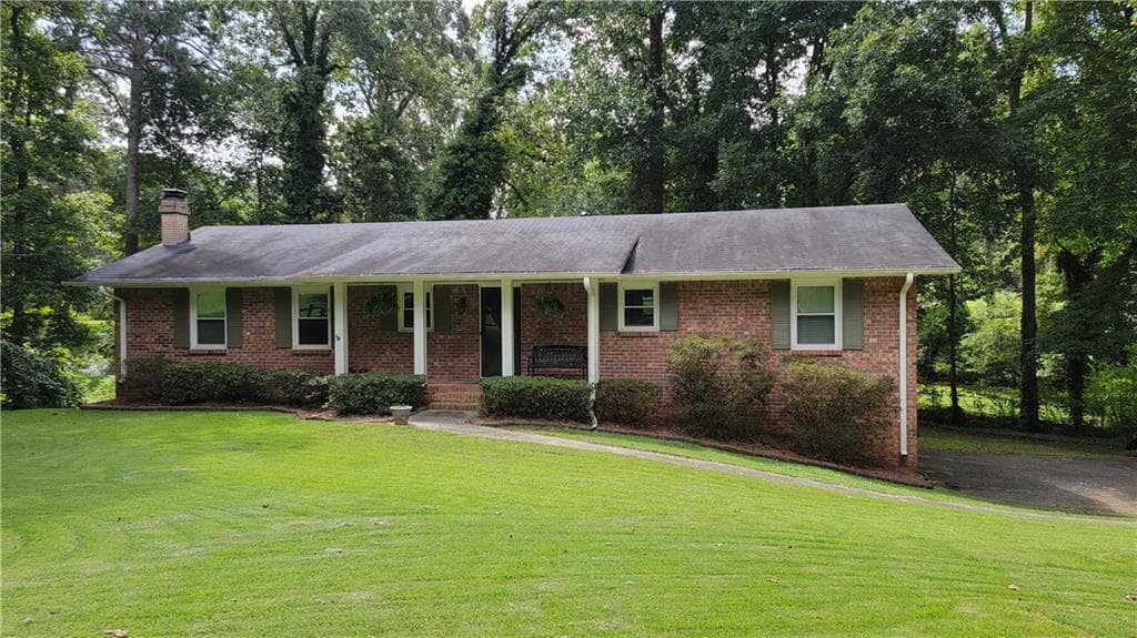 3 bedroom, 2 bathroom, 1,708 sq ft single family residence sold at 2625 Timberline Lane, Marietta, GA 30062